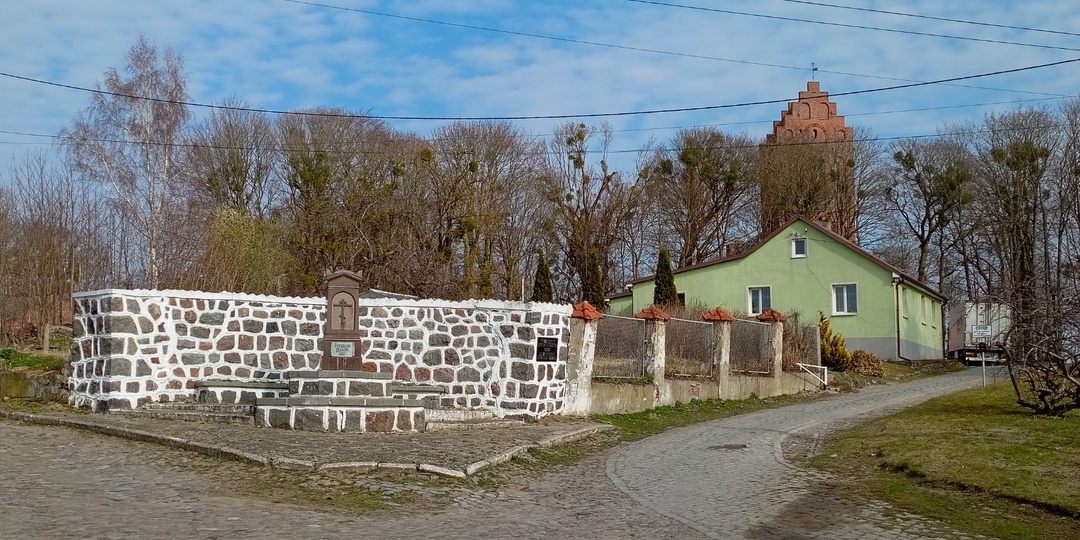 Едем в город Domnau - Домнау . Сейчас это посёлок Домново Калининградской области!