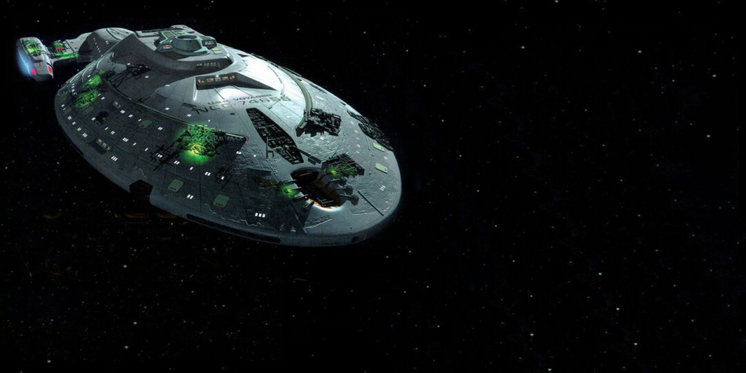 «Звездный путь: Вояджер» (1995) против «Звездный путь: Энтерпрайз» — кто круче?