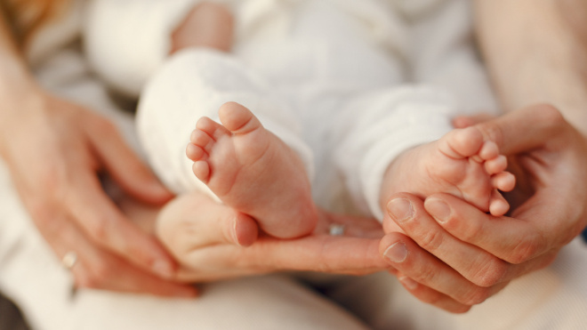 Фото: https://ru.freepik.com/free-photo/family-spend-time-summer-garden_9344066.htm#fromView=search&page=1&position=4&uuid=09c5fd78-b02c-4c1b-a53d-432c5b30dedb&query=%D0%BD%D0%BE%D0%B2%D0%BE%D1%80%D0%BE%D0%B6%D0%B4%D0%B5%D0%BD%D0%BD%D1%8B%D0%B9