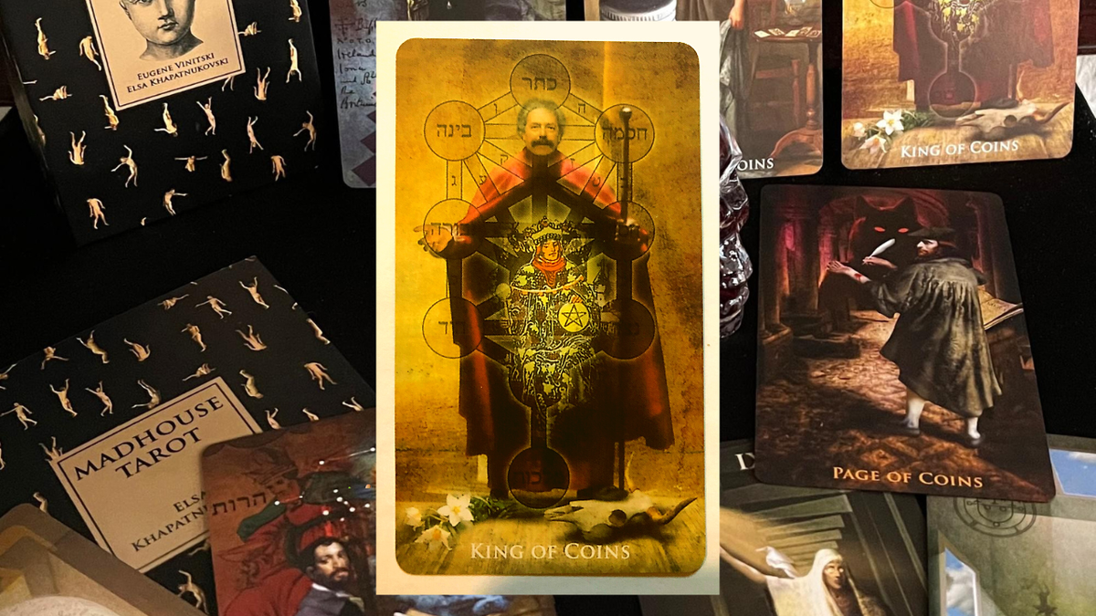 Король Пентаклей. Photo «Madhouse Tarot» by Eugene Vinitski, Elsa Khapatnukovski