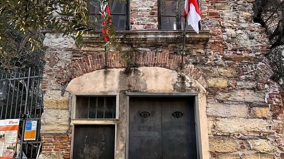 ЗАГАДКА ДЛЯ ПУТЕШЕСТВЕННИКОВ