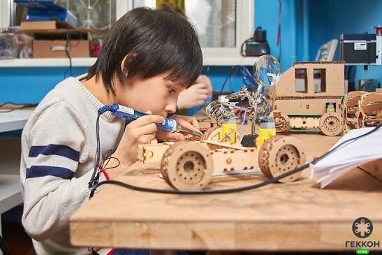 Что нужно мальчишке 9 лет