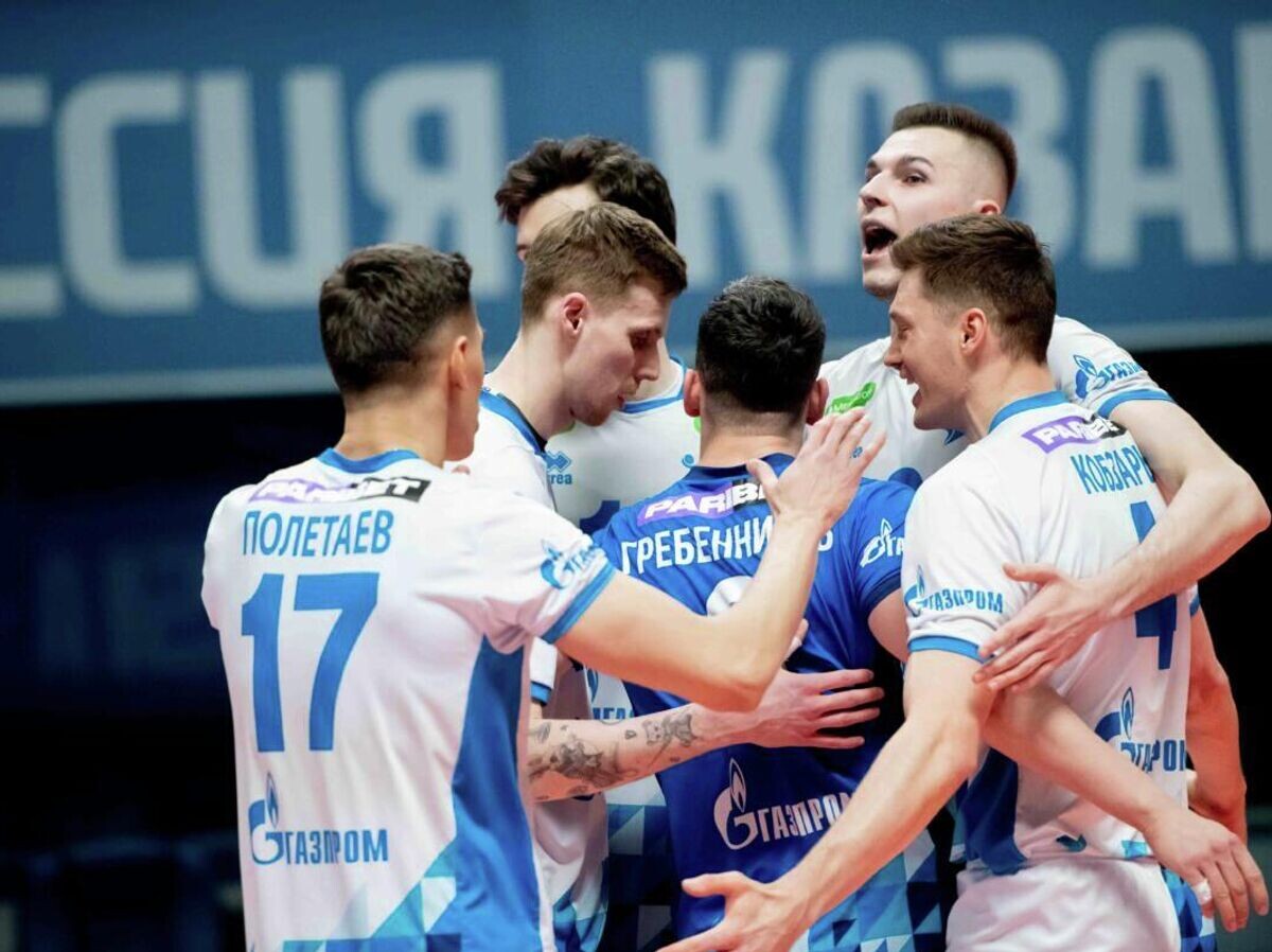    Волейболисты "Зенита" | © Фото : Пресс-служба волейбольного клуба "Зенит"