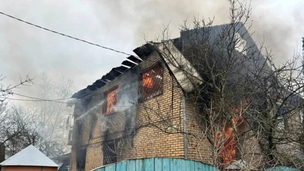    Коллаж ИИ/запрос Царьграда