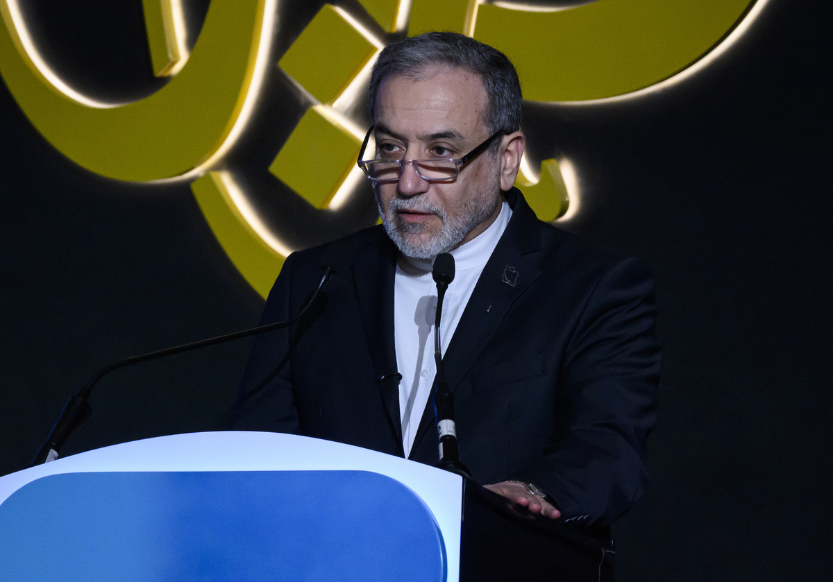     Глава МИД Ирана Аббас Аракчи / Gettyimages.ru / Noushad Thekkayil / NurPhoto