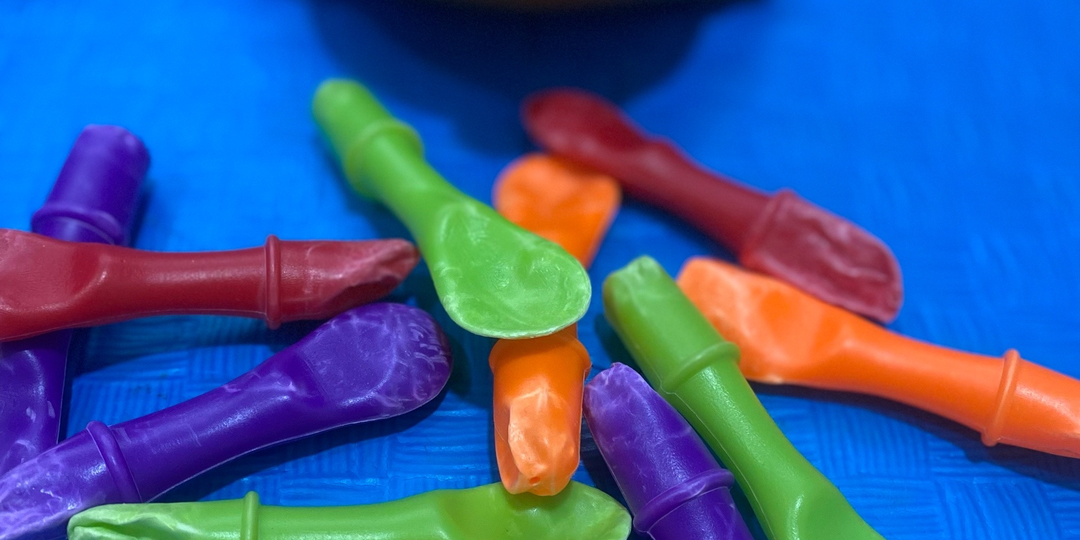 Сенсорный голод. Почему дети все грызут и кусают? Шпаргалки по сенсорным системам.