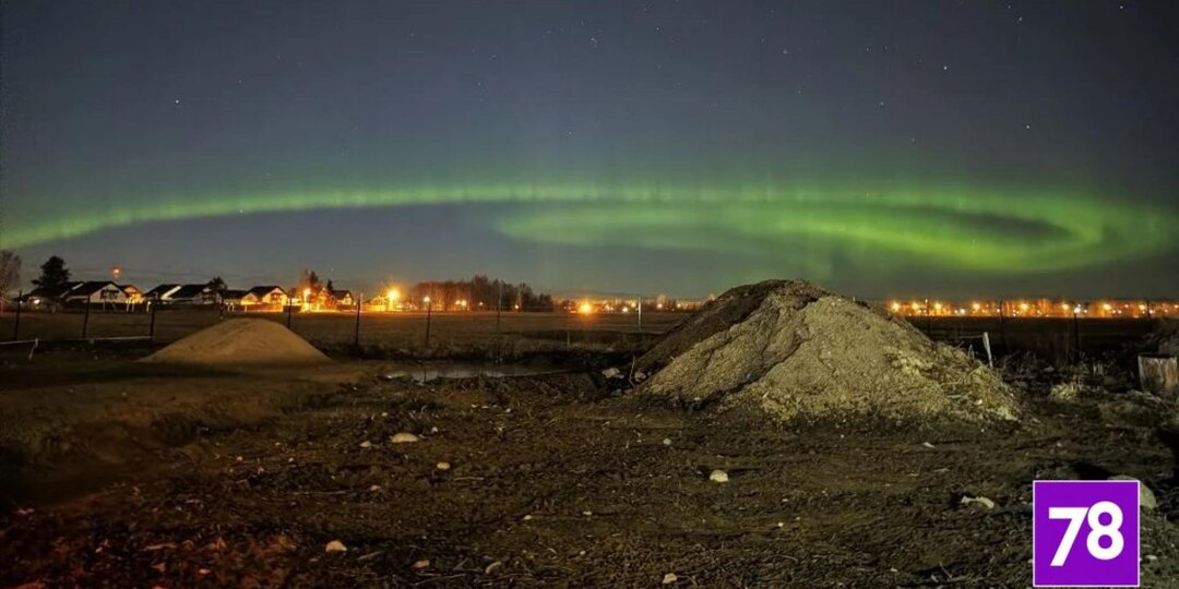 Северное сияние заметили жители Ленобласти