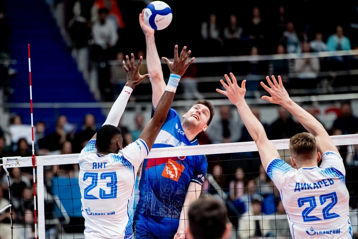    Максим Сапожков в атаке / фото (здесь и далее): Вика Маташина, vczenit-spb.ru