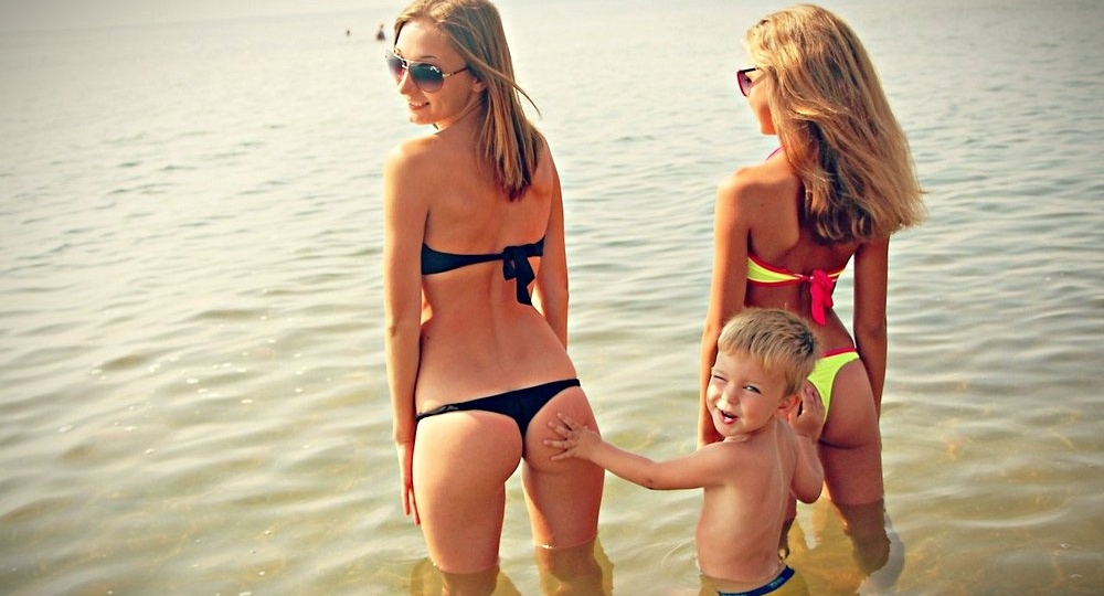 Море, солнце и близкие люди: 5 причин, почему пляжный отдых лечит душу