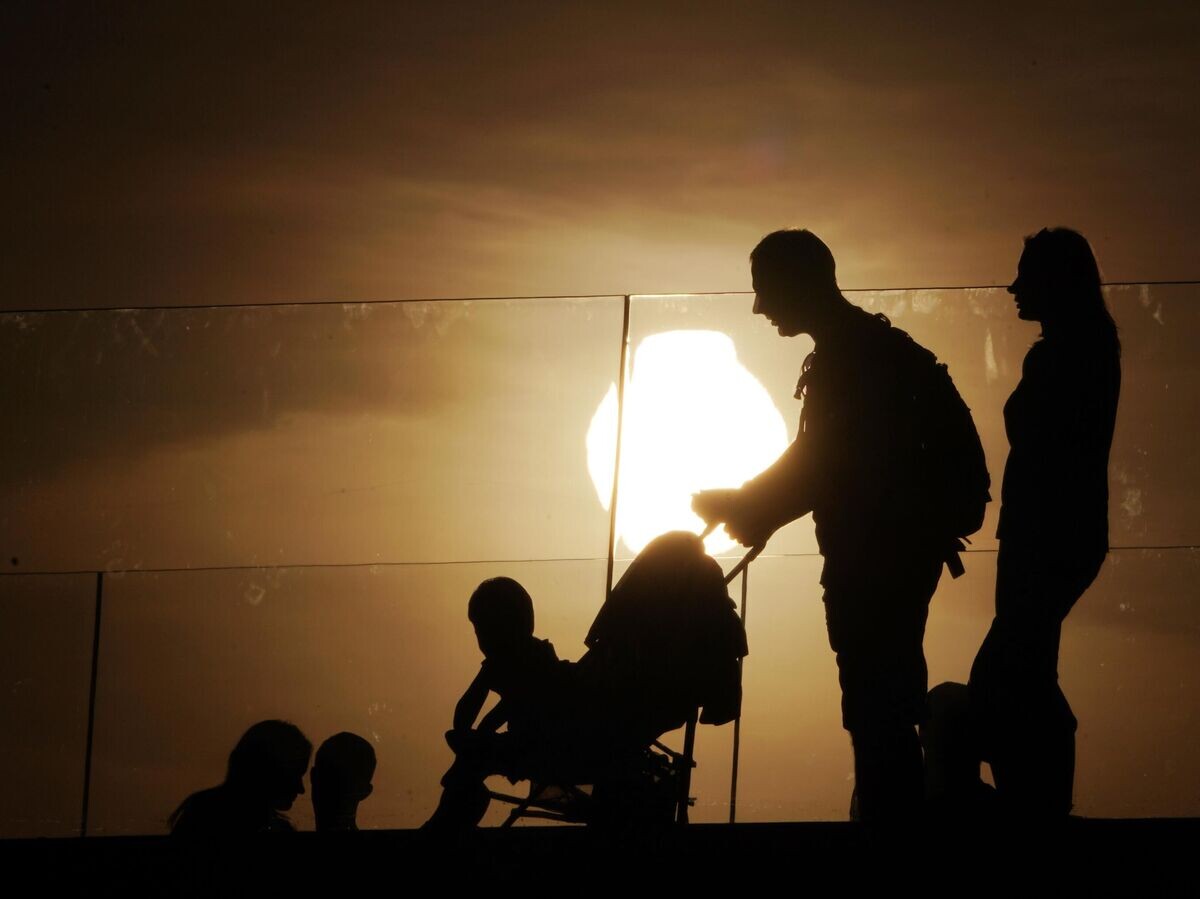    Отдыхающие в парке "Зарядье" в Москве | © РИА Новости / Максим Блинов