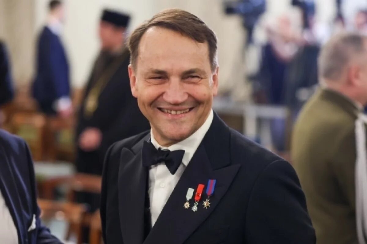    Сикорский: Киев может остаться без поставок ракет из-за Ирана