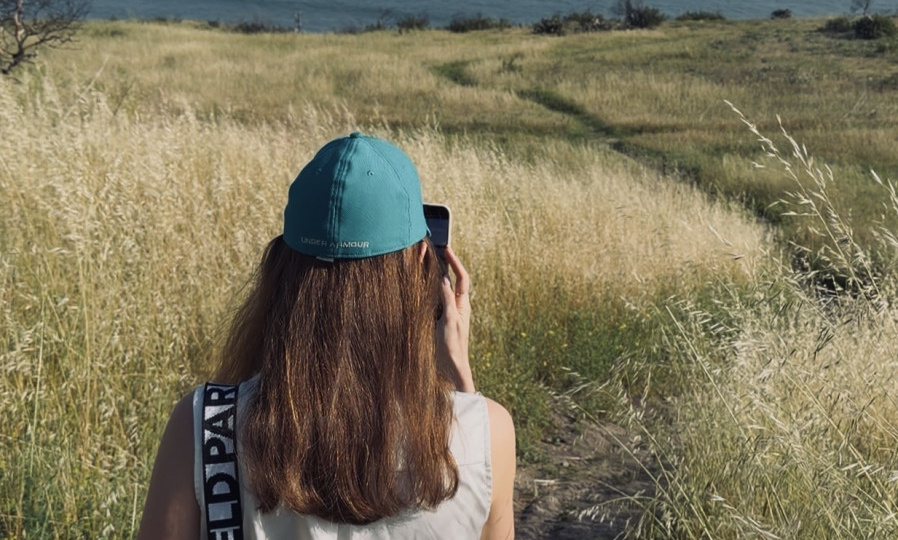 Когда любовь причиняет боль: как детство формирует чувство вины и учит терпеть.