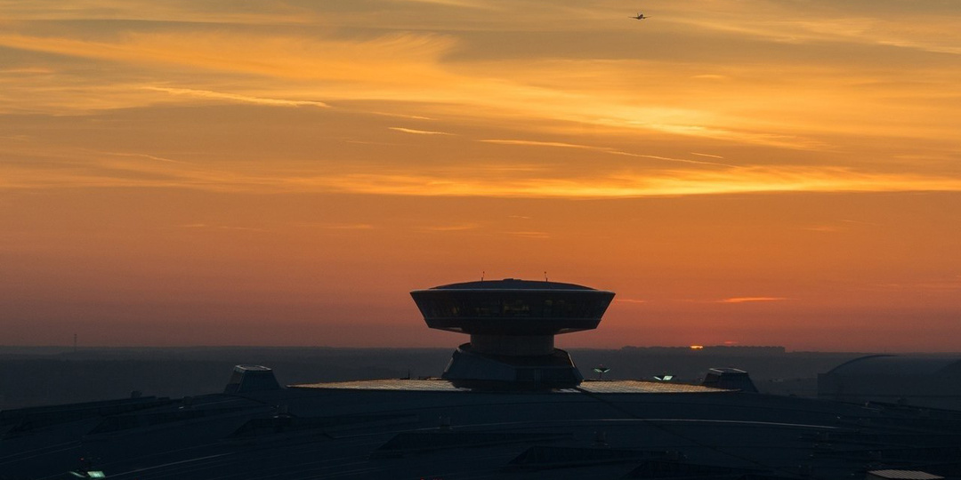 Росавиация временно запретила полеты во Внуково