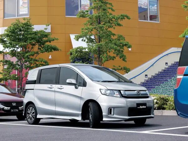 honda freed spike - листайте фото, смотрите