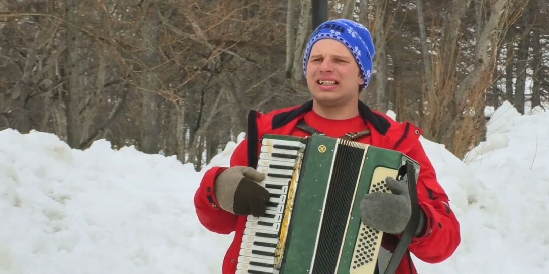 Путешественник из Магадана готовится покорить Эльбрус