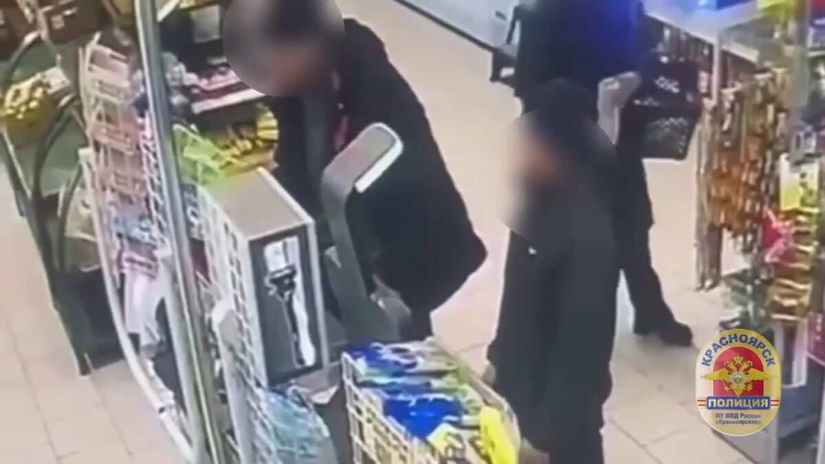     Красноярец закупился на 30 тысяч с чужой карты и пойдет под суд