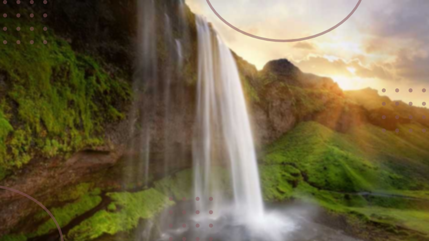 Мощный поток воды, водопад, который способен снести любые преграды.