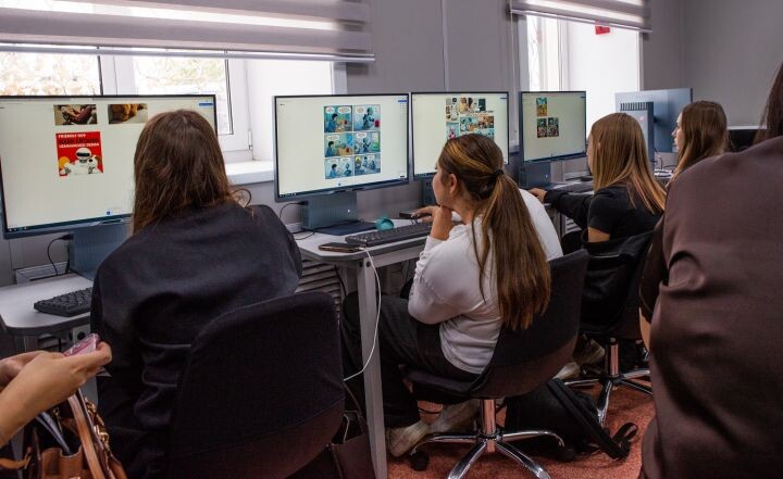 В Хабаровске проходит фестиваль по развитию цифровых компетенций школьников