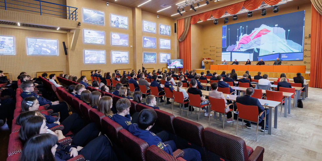 В Санкт-Петербургском Горном прошла премьера документального фильма Антона Войцеховского о сейсморазведке