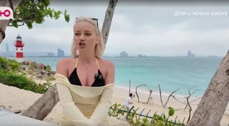 Элина Рахимова получила приглашение посетить Дагестан и "чистит пёрышки