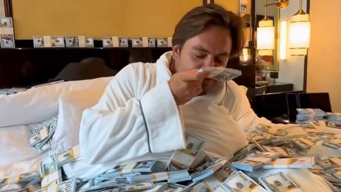 mr.thank.you/Instagram (владелец компания Meta признана в России экстремистской и запрещена)