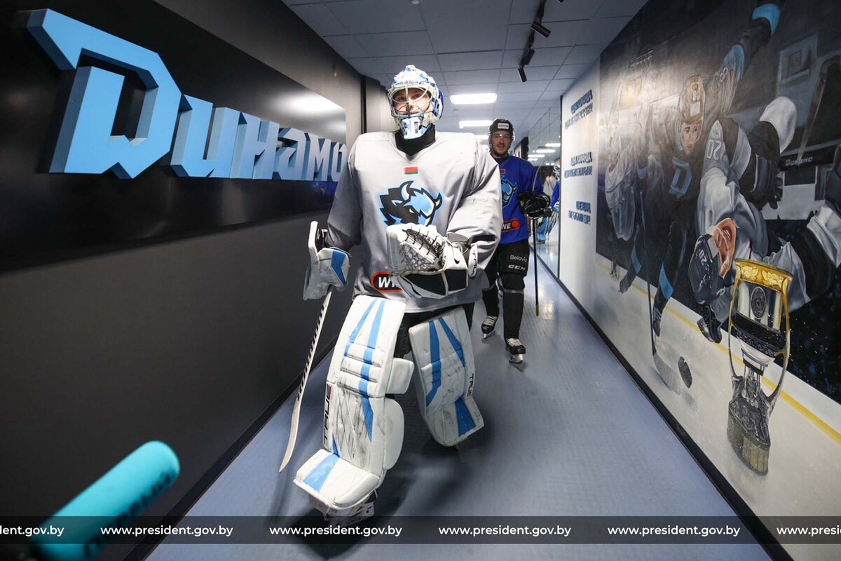  Голкипер минского «Динамо» Зак Фукале. © Пресс-служба Президента Республики Беларусь