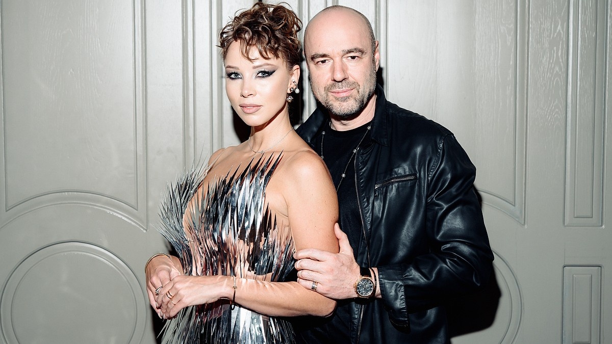 Полина и Роман долгое время считались одной из самых красивых пар светской Москвы.