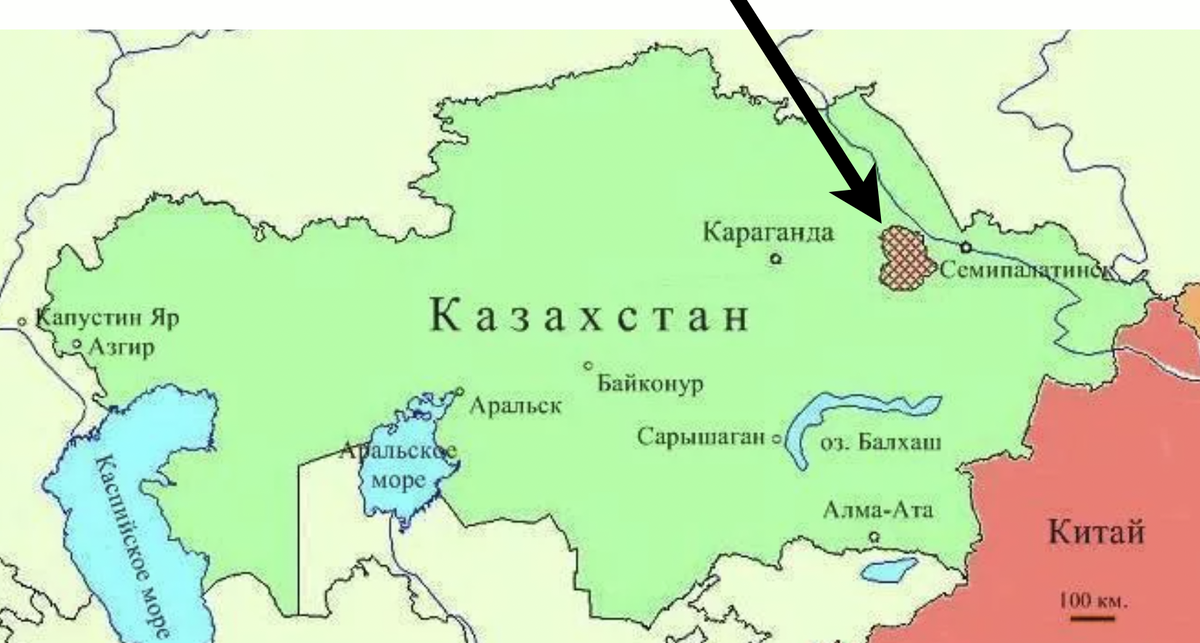 Территория Семипалатинского полигона — 18 500 квадратных километров. Это больше, чем площадь Кувейта или Черногории. Место выбрал лично Берия, приказав переселить всех кочевников, которые там жили