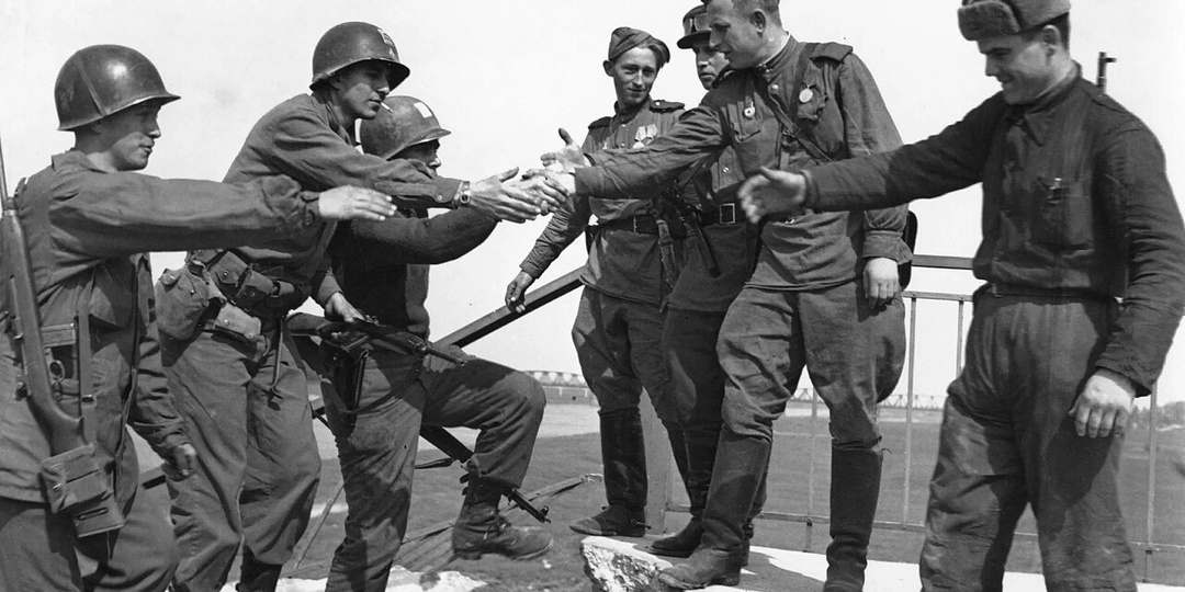 Солдаты вермахта и янки против СС: как вчерашние враги сражались вместе