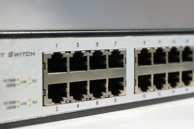 «Белый список» ударил по небольшим российским банкам