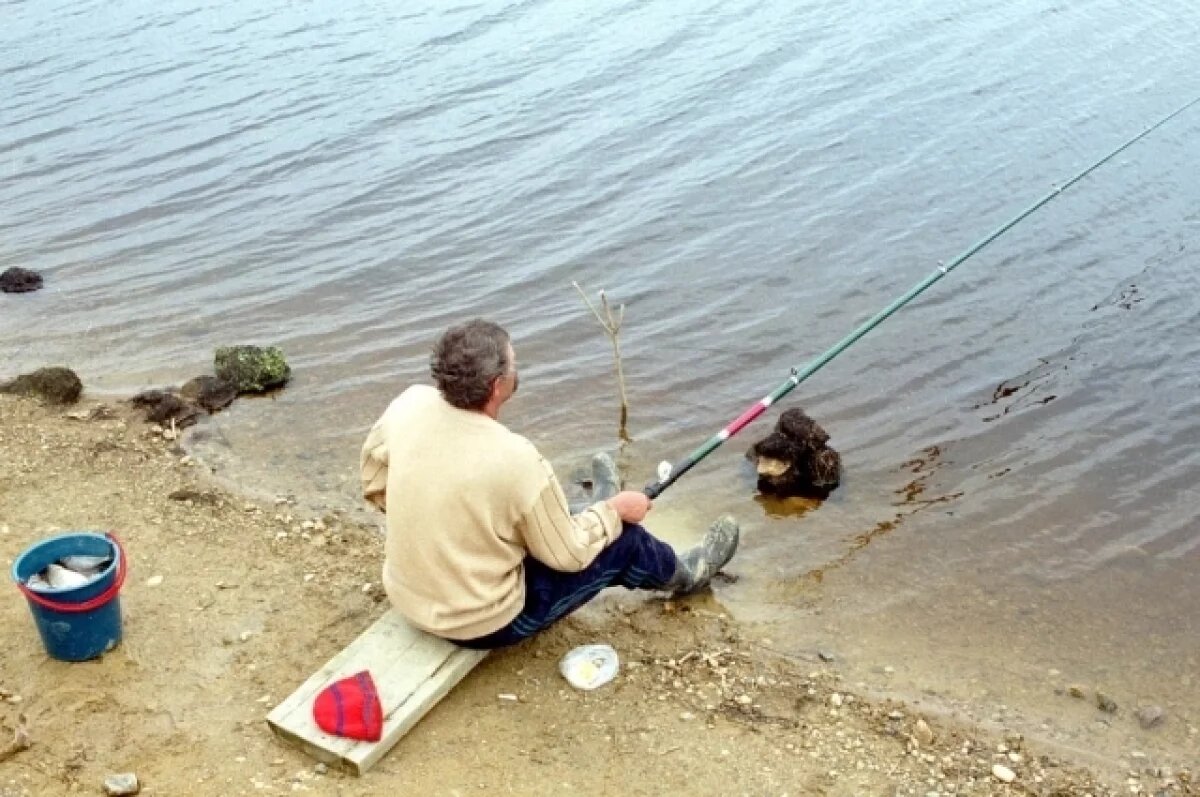    Курянам напомнили о правилах рыбной ловли на водоёмах до начала лета