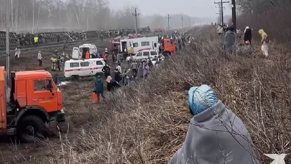 «Музыканты в порядке, едем на концерт»: группа «Демо» рассказала об эвакуации с места крушения поезда под Ульяновском