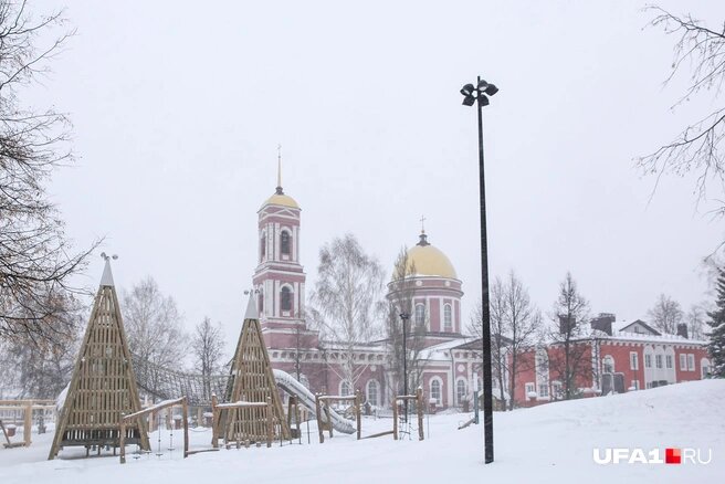 Бирск. Свято-Троицкий собор