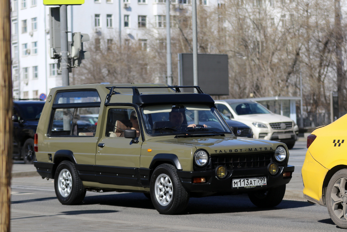 космический Talbot Matra Rancho с невероятной площадью остекления, рассада в багажнике будет расти по дороге на дачу