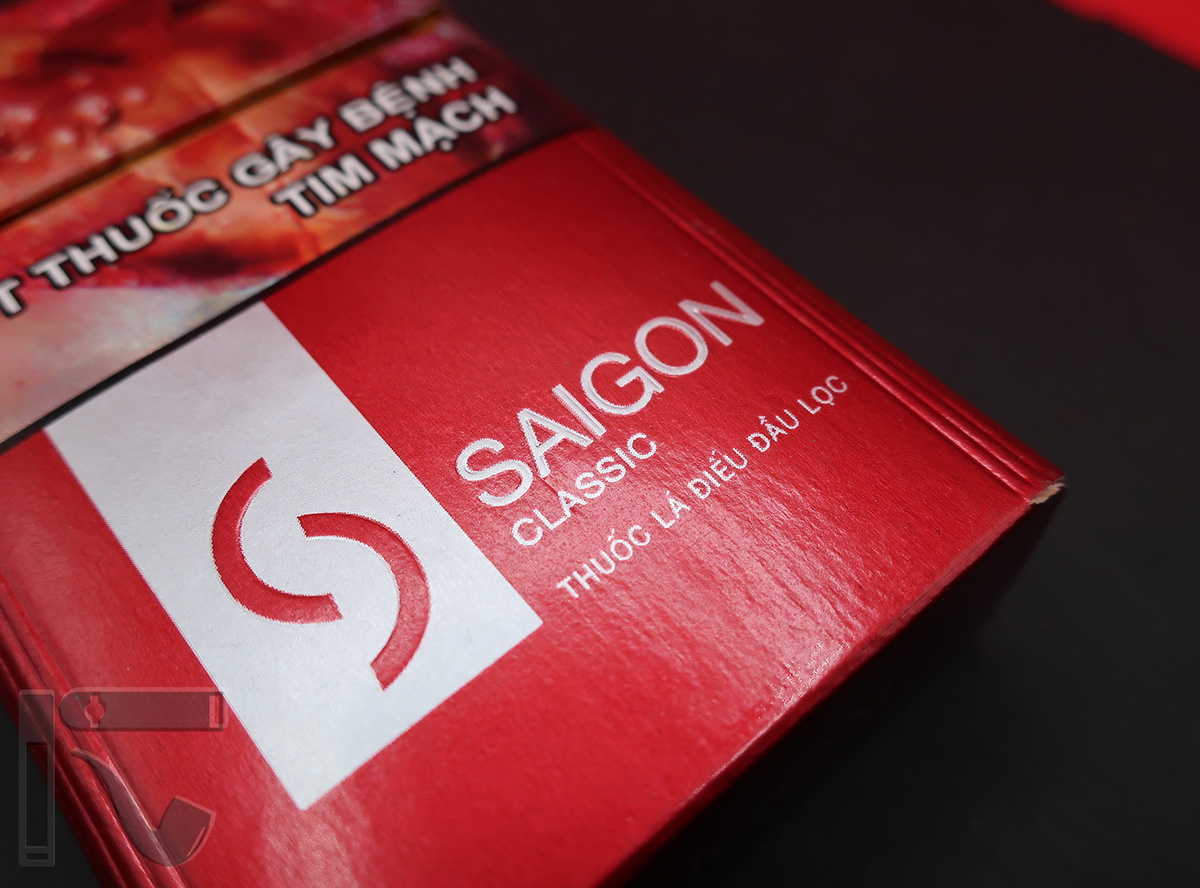 Сигареты Saigon Red. Фото: © канал "Уголок Курильщика"