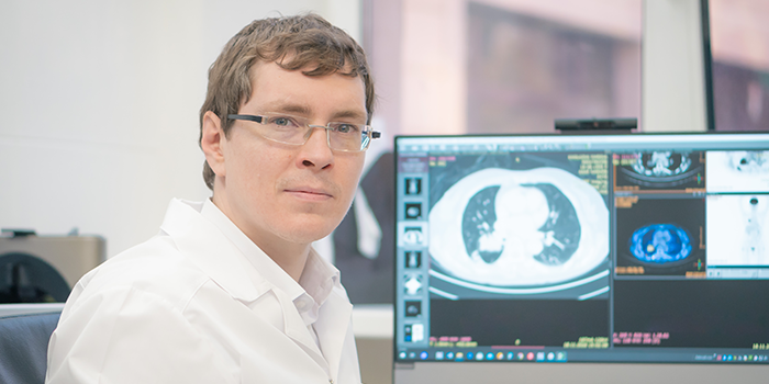 Выживаемость при раке: каковы шансы на излечение? Объясняет врач-онколог Денис Романов