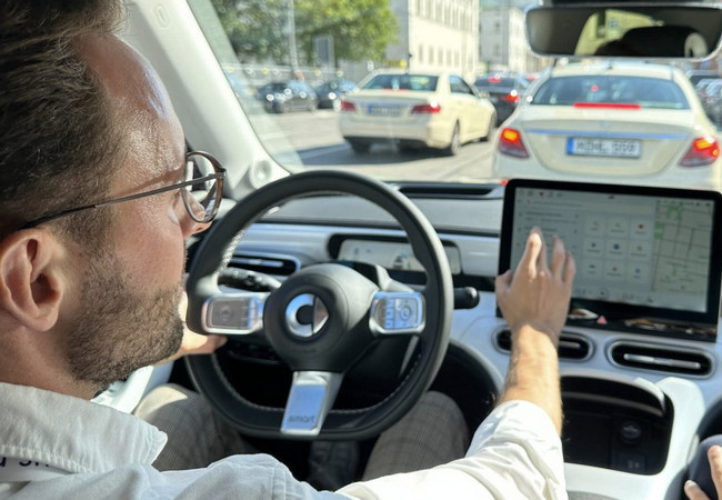 Радары есть, предупреждений нет: водители в Испании обвиняют навигаторы в штрафах