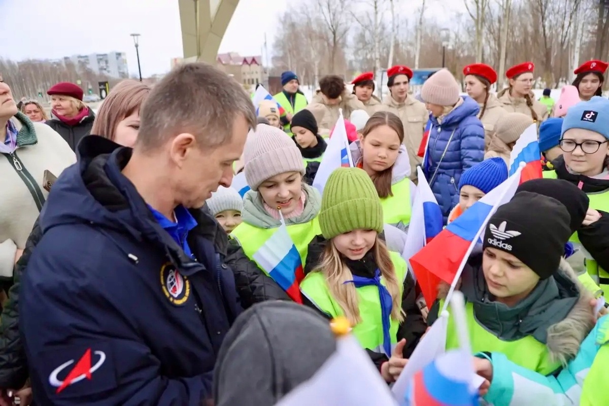    Космонавт Сергей Рыжиков в родном Нижневартовске встречает Неделю космоса