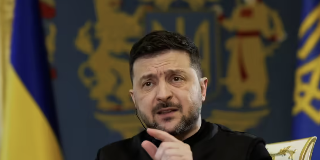 «Дайте денег, дайте танков, дайте ядерную бомбу»: "гениальный" план Зеленского по срыву переговоров