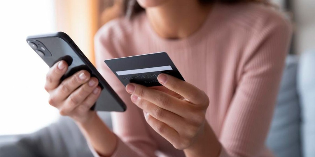 Автоматический контроль переводов физлицам: как новый механизм изменит экономику России