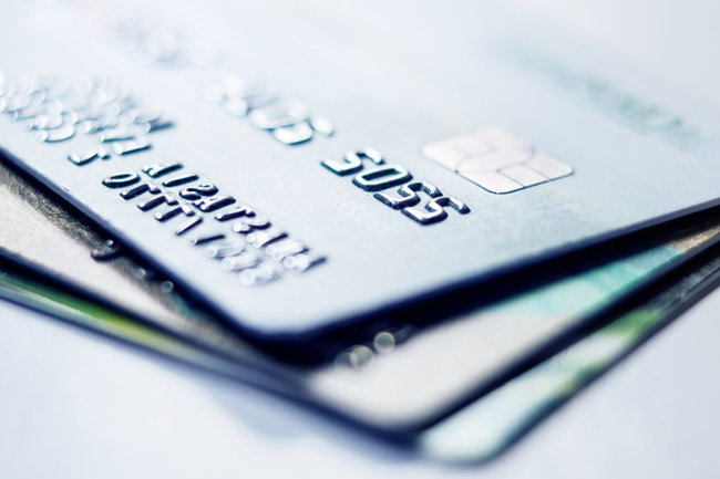 Карты не работают, переводы заблокированы: в работе российских банков случился сбой