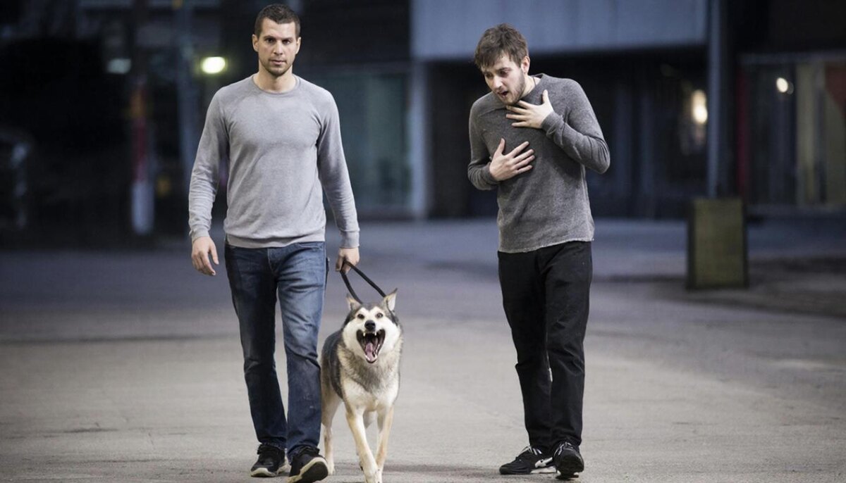 Первый не «смелее» второго – у него просто иначе настроена нейрохимия тревоги.