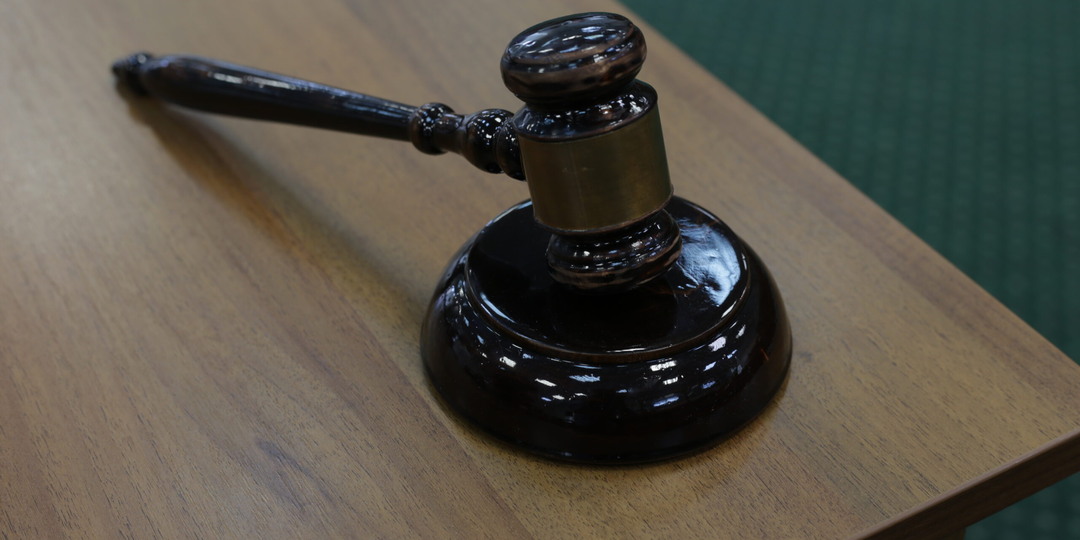 В Волгограде с предпринимателя взыскали деньги за нарушение закона о рекламе