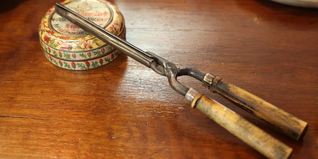 Что общего между модницами Изборска начала XX века и современными?