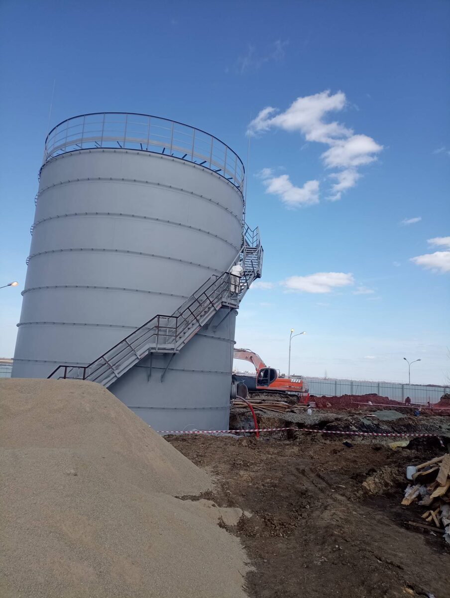 Монтаж вертикального резервуара РВС-1000