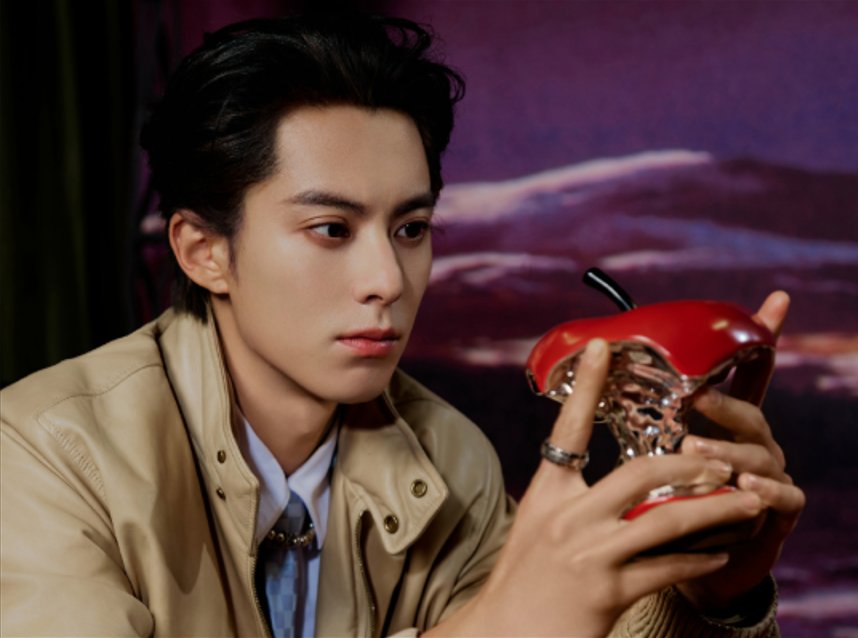 Китайский актер Ван Хэди (Дилан Ван)