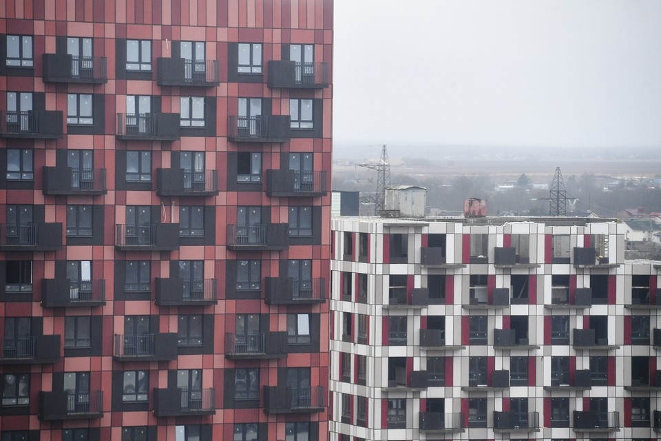    Средняя стоимость квадратного метра в новостройках составила 331 тысячу рублей. Алексей БУЛАТОВ