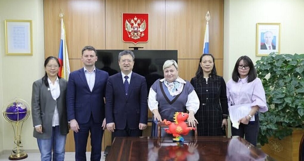 В Улан-Баторе русские и китайцы хотят отметить Международный день чая на троих с монголами