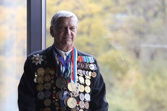 Александр Тихонов. Обложка © ТАСС / NEWS.ru / Денис Бочаров