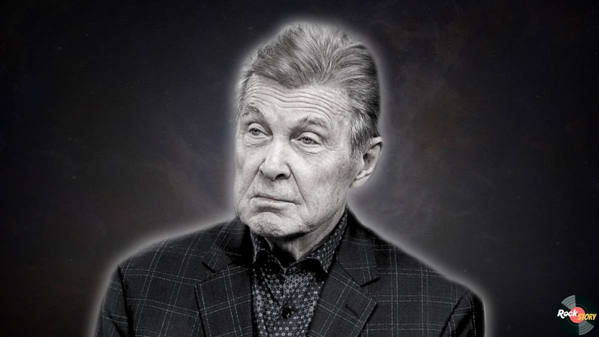 На фотографии: Лев Лещенко